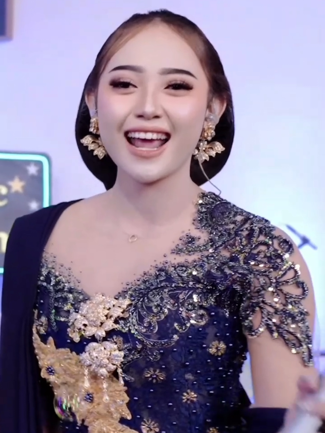 Silvy Kumalasari Feat Wisnu Jaya - Nresnani #music #nresnani #silvykumalasari #wisnujaya #fyp 