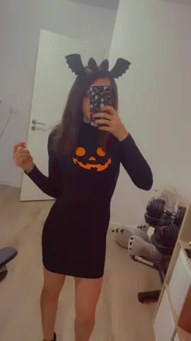 🎃🪄 #happyhalloween #halloweencostume #spookyseason #horrortok 