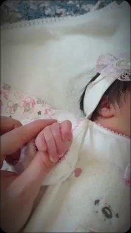 #CapCut اذدات عائلتي قطعة🫣🫣 سكر#بنوتي_طفلتي_صغيرتي_مدللتي♡ #بنوتي ميرا العسل😍🥰