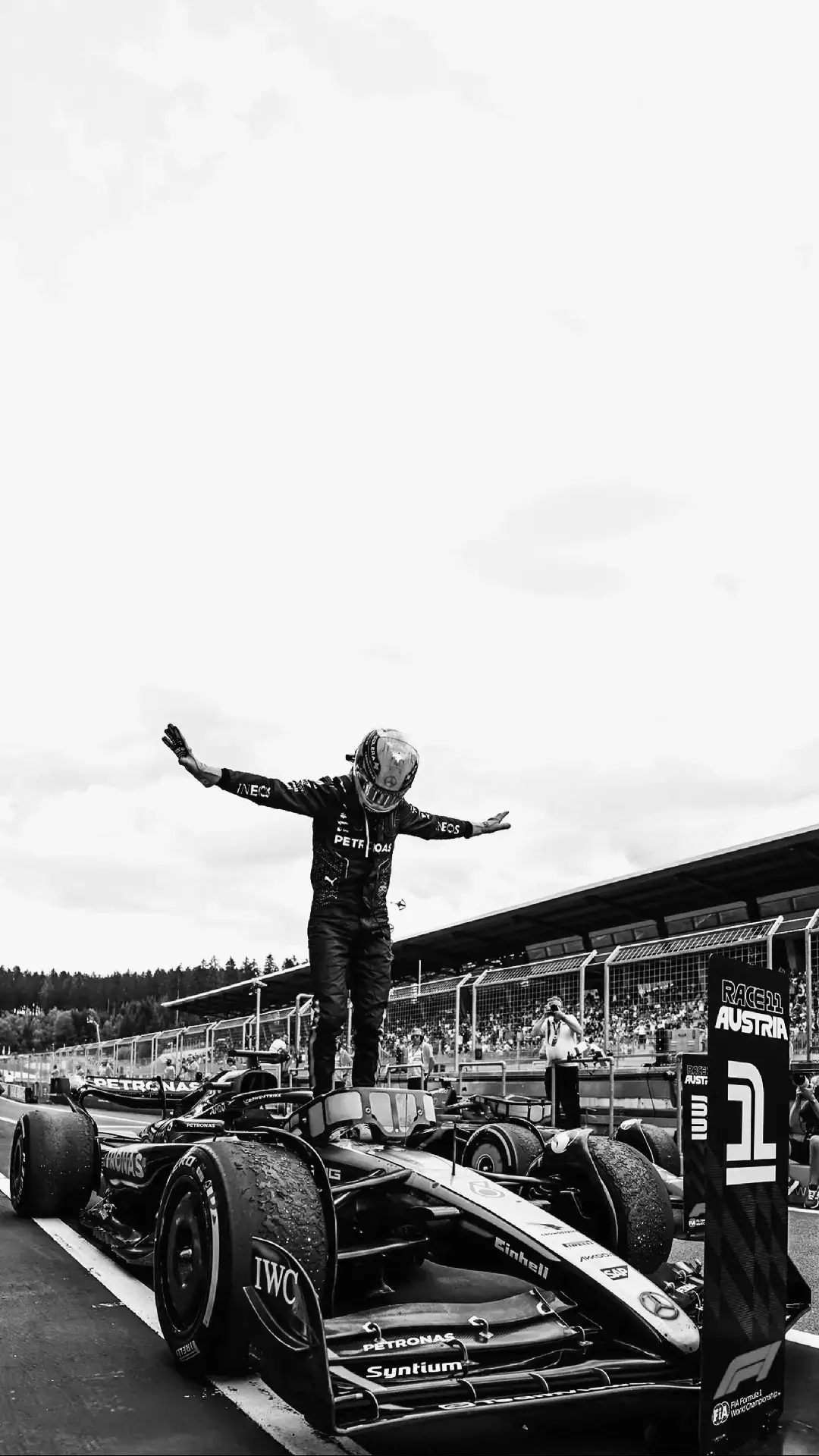 george russell celebrate with the T pose. #georgerussell #gr63 #mercedes #f1 #formula1 #formulaone #mercedesf1 