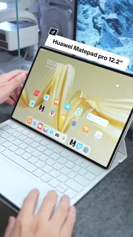 Ini bukan laptop tapi tablet dari Huawei yang lebih dari laptop, Matepad Pro 12.2! Fiturnya banyak banget, layarnya Tandem OLED paling terang di industri, keyboardnya super inovatif, dan yg paling penting itu ada WPS office pc leveln yg bisa gantiin peran laptop waktu lagi kerja. Uda bisa dibeli mulai hari ini, bonus keyboard, stylus, mouse, dan TWS loh, lengkap banget. #MatePadPro12 #MatePadPro #HUAWEIMatePadPro12