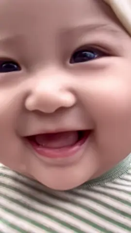 😁😘#babybear #cutebabyvideos #baby 