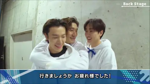 86L lucuukk banget 🥰😄😄 . . ⚘️--------------------------------------------------------⚘️ . . 📸 or 🎥 ©®→urabearism Trans by : 🌷--------------------------------------------------------🌷 💐 #SUPERJUNIOR #LEETEUK #HEECHUL #YESUNG #SHINDONG #EUNHYUK #DONGHAE #SIWON #RYEOWOOK #KYUHYUN #SJ #SuJu #슈퍼주니어 #이특 #희철 #예성 #신동 #은혁 #동해 #시원 #려욱 #규현 #슈주 #ELF #elfindonesia #everlastingfriends #Haeravin 💐