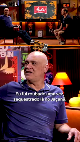 “É MUITA VIOLÊNCIA!” 😂😂😂 O Marcão é muita resenha! Confere só essa história que aconteceu com ele lá em Jaçanã!  Benja Me Mucho está disponível no YouTube e também nas plataformas de áudio Spotify, Deezer e Apple Podcasts. 🤘🤘🤘🤘🤘🤘 #benjamemucho #benja #resenha #futebol #episódio100 #marcos #palmeiras #tiktokesportes