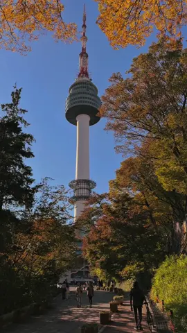 The famous Namsan Seoul Tower in South Korea 🇰🇷 Autumn Season 🍂 #fyp #seoul #namsantower #epskorea🇵🇭🇰🇷 #travel
