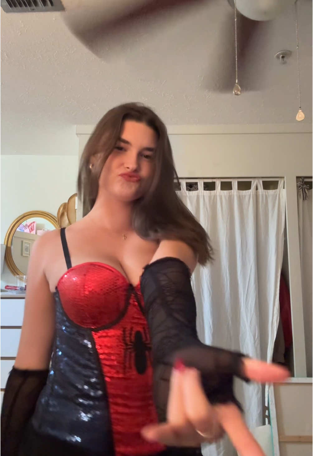 HAPPY HALLOWEEN🕷️🕸️#spiderman #tomholland #peterparker #halloween 