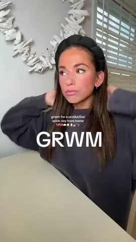 ahhh happy november!!🍂🤎 #makeup #morningmakeup #makeupaesthetic #grwm #grwmroutine #morninggrwm #grwmaesthetic #silentgrwm 