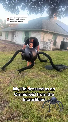 Replying to @Ernie Chris  Lincoln’s homemade halloween costume!!!  #omnidroid #omnidroidcostume #theincredibles @Disney #disney #robotcostume #incrediblescosplay #disneycosplay 