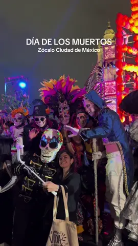 Que HERMOSA celebración la que se vive en cdmx en estas fechas 💀🇲🇽🌼 #diademuertos #cdmx #mexico #diadelosmuertos #tradicion #catrinas 