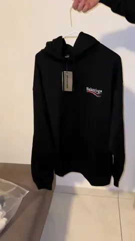 🐻 balenciaga hoodie 🐻 #balenciaga #hoodie #fyp 