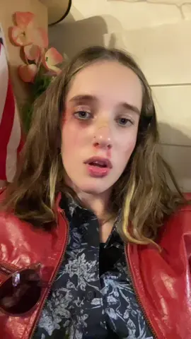 Jeg og synne hadde fight club kostyme sammen men vi glemte  å lage video😔