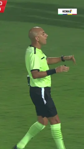 جملة تكتيكية رائعة من عبدالله السعيد لـ ناصر ماهر ليعلن عن الهدف الأول لـ الزمالك في شباك البنك الأهلي ⚽️