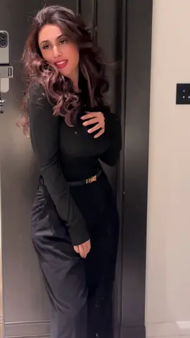 شلون اعيش بدونك 🖤 #ميثا #اكسبلور #ميثا_ناصر #ترند #الشعب_الصيني_ماله_حل😂😂 