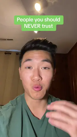 People you should never trust #LifeAdvice #advice #lifetips #trustissues #hottake #opinions 