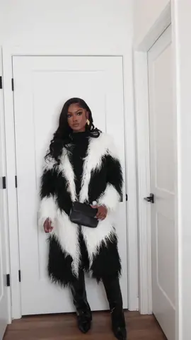 Some of my new favorite fall coats from @fashionnova  🍂🫶🏾🍂 Which one is more your vibe ? Coat 1 🔎 Divine Faux Fur In black Coat 2 🔎 Lavish living faux leather Trench Coat 3🔎 High Class Fur Trim  Coat 4 🔎 Nikita Faux Fur Trench  #fallcoats #fashionnovacoathaul #fallfashiontrends 