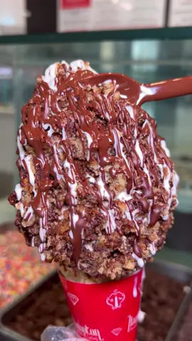 You KNOW you want to try our new limited edition flavors:  🍌🍞 Banana Bread 🎃🥧 Pumpkin Pie Fudge 🐢🥮 Turtle Cheesecake  #november #desserts #desserttiktok #sweets 