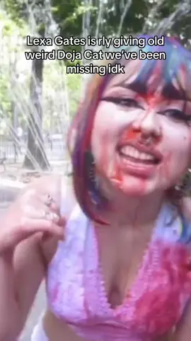 idk we needed another weird alt r&b girlie and shes finally here 🫶🫶🫶#lexagates #glassbox #boxgirl #unionsquare #billgates #billgatesdaughter #rnb #rnbvibes #rnbmusic #rottentothecore #femalerap #newyork #newyorkcity #nyc #dojacat #doja 