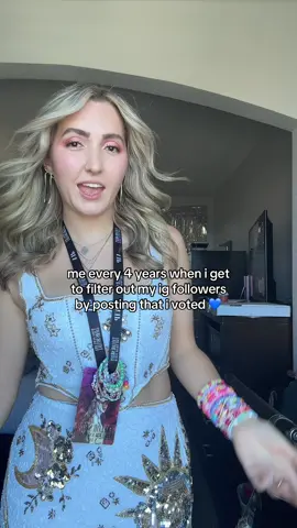 don’t forget to vote!! 💙💙