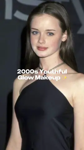 2000s Youthful Glow Makeup ✨ Products Used: @Saie super glowy gel, @urban decay face bond foundation, @makeupbymario surreal skin concealer,@MERIT Beauty bronze balm, @Milani Cosmetics cheek kiss blush in rose romance, @Kara Beauty blush in charmed, @babygodewybeauty freckles, @Kosas cloud skin powder, @Kulfi Beauty free the brow, @ILIA Beauty sun shift cream highlighter, @Iconic London Kajal duo in chocolate brown, @caliray beauty come hell or high water mascara, @MCoBeauty cheek and lip tint, Saie Beauty Lip Oil in Kiss #2000smakeup #2000s #alexisbledel #gilmoregirls #leightonmeester #emmyrossum #annehathaway #2000snostalgia #y2k #easymakeup #rosemakeup #nomakeupmakeup #simplemakeup #makeupinspo #natalieportman #youthful #glowymakeup