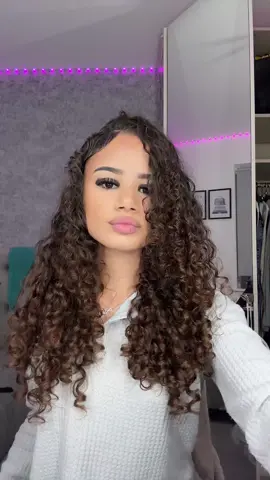 my hairs too curly and thats alr #xyzbca #fyp #goviral #secretaccount 