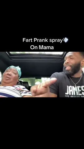 Stinky fart spray prank on my mom 🤢