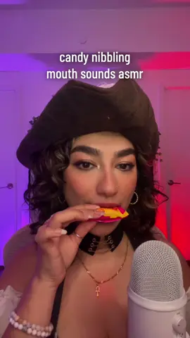 the crinkly nibbling is SO underrated!! #asmr #fyp #asmrmouthsounds #asmrsounds #leedahasmr 