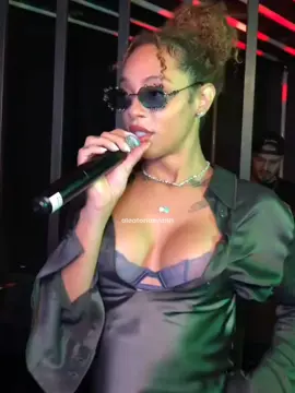 VTNC (REMIX) - Katy da Voz e as Abusadas e URIAS. 📽: acervourias  🔥🥵 #katydavozeasabusadas #urias  #viral #trending #foryou  #musicaparastatus #musicaparastatus #trend