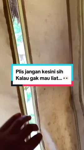 Plisss, jangan sihh 😭 Jangan ketinggalan nyobain nginep di glamping dengan view pemandangan kaya gini maksudnya 😆✌️ 📌Info Wisata: 📍Alamat: Curug Cipanas Nagrak, Lembang, Bandung Barat. Jawa Barat. ⏰Operasional 24 jam nonstop HARGA TIKET: •HTM Pagi 30rb •HTM Malam 35rb (mulai pukul 17.00-5.00 WIB) •HTM Camping 35rb*promo (mulai pukul 15.00-11.00/09.00 WIB) & (belum termasuk tenda dll.) Note: anak dengan tinggi badan 1 meter pas, bayar tiket. di bawah 1 meter <gratis> ✨Wahana Baru “SKY VIEW” Tarifnya RP30.000/org✨ [BOOKING CAMPING] ➡️ Melalui DM atau  Hubungi admin Curug Cipanas WA 082126140278 yang mau cek pricelistnya dulu, boleh DM aja ya😉 #wisataairterjun #wisatamurahbandung #wisataalambandung #permandianairpanas #curugcipanasnagrak #explorebandung #wisataairterjun #camping #healing #healingtrip #solotrip #travelingtheworld #camp #campingindonesia #familycamp #couplecamping #campingactivities #wisatajawabarat #berendam #onsen #glamping #glampinglife #glampingmurah #glampingbandung #destinasi #destinasiwisata 
