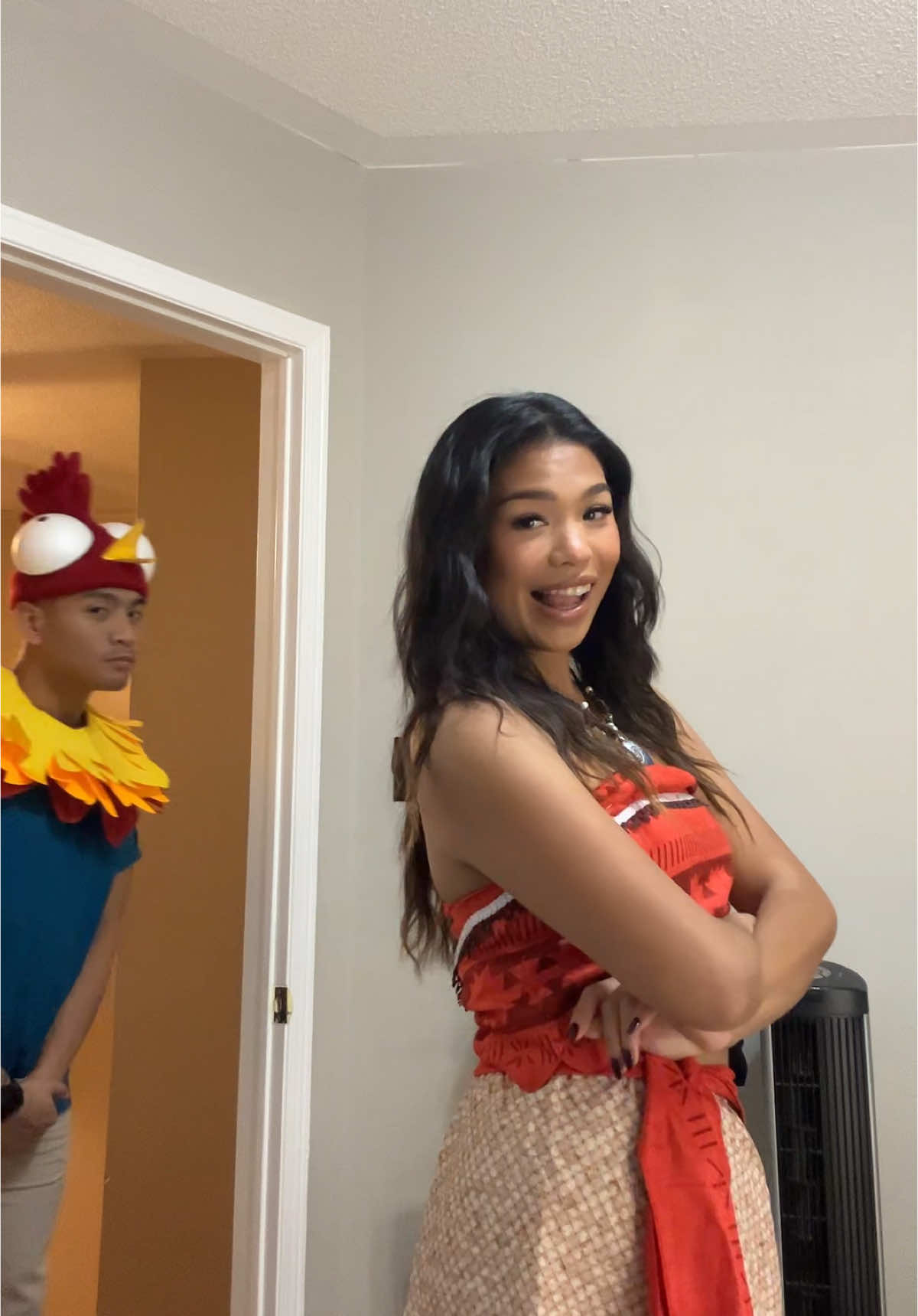 The most iconic duo in moana  #fyp #halloween #moana #heihei #couplescostume 