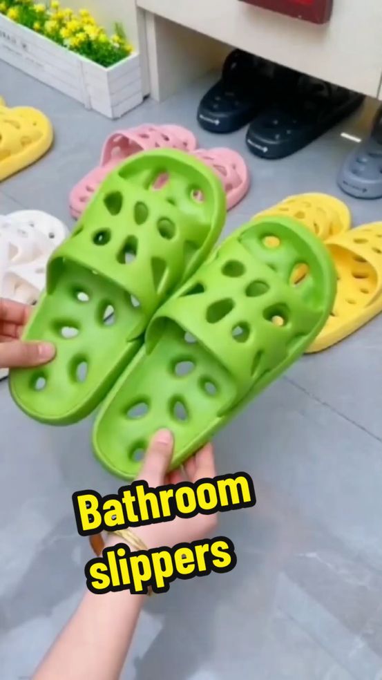 This bathroom bath slippers, hollow water leakage quickly dry, no water, anti-slip wear, not easy to break.#slippers#bathroom slippers#homecomforts#goodthing #fyp #foryou #tiktokshop 