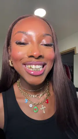 ajer on the bottom grill❤️‍🔥❤️‍🔥 #grillz #jewelry #blackgirl #fypシ #goldteeth #ajerrrrrrrr 
