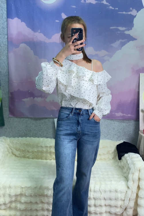 Form casual to chic-our jeans fit every look