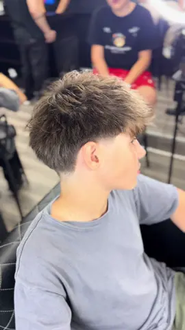 TAPER FADE BAJO full texturizado  #haircut #fadehaircut #barber #haircuttransformation #peluqueria #usa_tiktok #usa #taperfade 