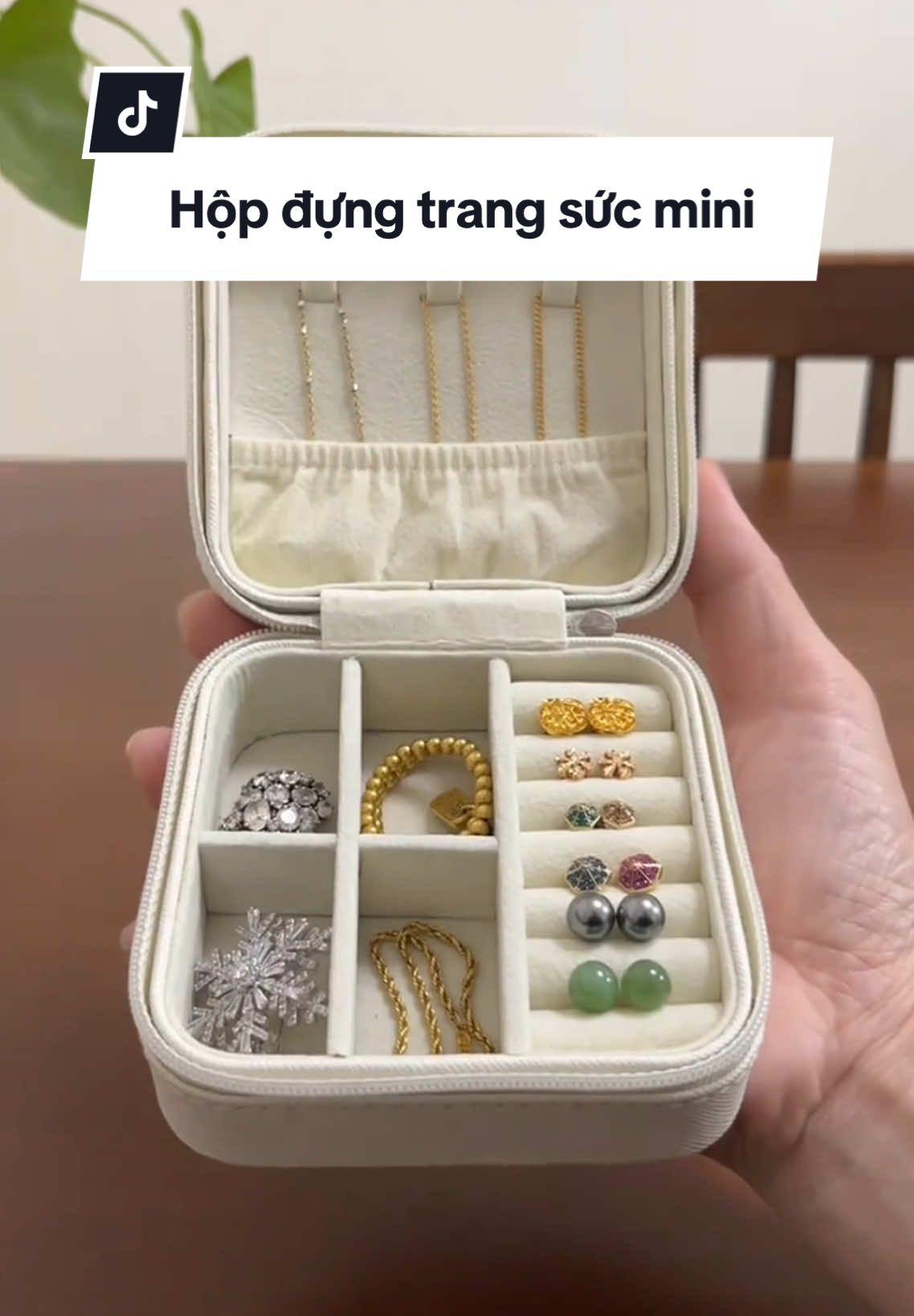 Hộp đựng trang sức, mỹ phẩm công tác du lịch cất gọn mỹ phẩm siêu xinh  #hopdung #hopdungtrangsuc #hopdungmypham #hopdungtrangsucmini #hopdungmyphammini #hopdungphukien #decorsiuxinh 