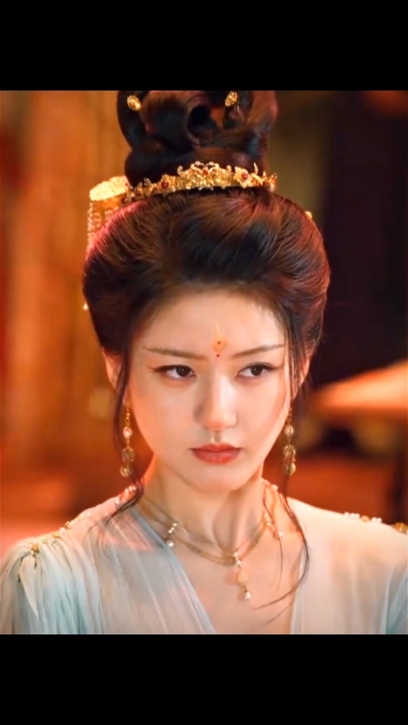 she slayed that #thestoryofpearlgirl #thestoryofpearlgirledit #fashionkilla #fashionkillaedit #cdrama #珠帘玉幕 #cdramaedit #cdramaedits #chinesedrama #zhaolusi #zhaolusiedit #fyp #edit 