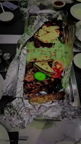 At Khiyam Restaurant🍴#fyppppppppppppppppppppppp #fypシ゚viral #foryoupagе #forupage #foruyou #trendingvideo #trendingsong #trendy #pepsiapplepiechallenge #burhan_tv #attitude #idontneedfam #jutt #foryou @BILAL (PõLcïyÅ)🚔 @Badshah Khan @★彡[ᴢᴏʜᴀɪʙ_ᴊᴜᴛᴛ]彡★ 