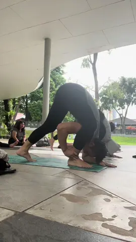 Funny Yoga Video 🧘🏼‍♀️🤸🏼‍♀️  #CapCut #funnyvideo #yogavideo #yogamat #minisoyogamat #yogamat #yogamatantislip #fyp  #ForYou #ForYouPage #fypindonesia  #ThisIs4You #TikTok#TikTokIndonesia #TikTokTrend #TikTokFamous #TikTokers #trending #viral #ViralVideo #like #likes #video #ExplorePage #fashion #follow #explore #trend #comedy #funny #komediviral #meme #featureme #happy #fun #memes  @minisoshopid @Yudiluck @Muda-Mudi Shoes 