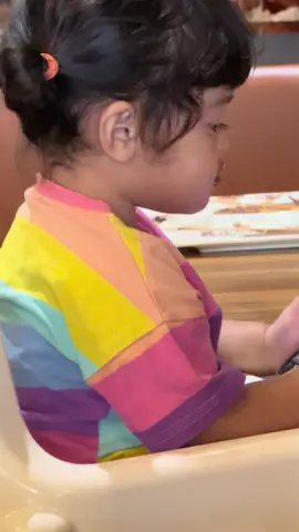 Amboii dia tuh..bombastic side eyes 🤣