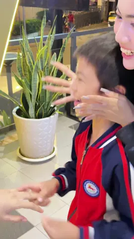 គាំង..🤣🤣@JJChing 