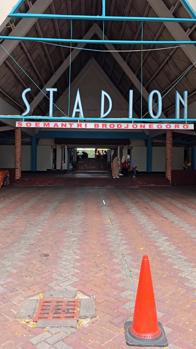 Jakarta Adalah Kita & GU3PL present FunFootball 5 Wilayah Jakarta, 2 November 2024, Lapangan Soemantri Brojonegoro.. #jakartaisred #jakartamenyala #menyalam3nang #jakartaadalahkita #gu3pl #pramdoel #jakartakotagu3  @pramonoanung @ranokarno @irlanalarancia 