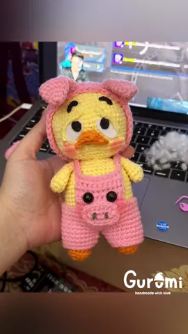 Upset duck (customize version) #myanmarcrocheter #gurumi #gurumihandmade #handmade #customizedgifts #handmadeshop #ချည်ထိုးဝါသနာရှင် #crochetersoftiktok #amigurumi #handmadewithlove #crybabyxpowerpuffsgirls #upsetduck #upsetduckv2 