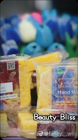 ✨ Original pipsa saffron goat milk soap available in stock grab your ones fast -for order inbox us  #สปีดสโลว์ #สโลว์สมูท #CapCut #beautybliss #skincare#soap#fypシ゚viral #fypviralシ #beauty #foryou 