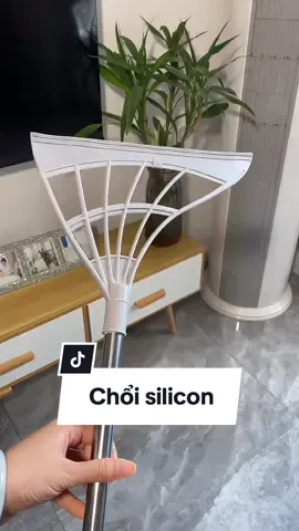 Chổi bằng silicon không gây rụng lông khi quét, quét được cả nước nha cả nhà  #choisilicon #choiquetnhadanang #dogiadung #giadungthongminh #xh 