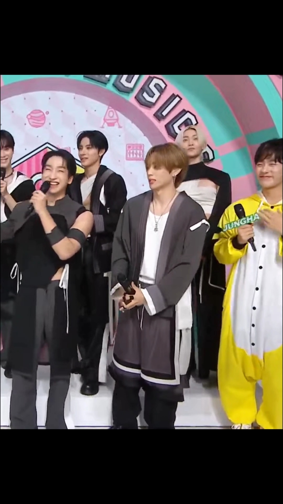 sunwoo younghoon lagi lomba lucu lucuan #sullyoon #sunwoo #younghoon #eric #theboyz #nmixx #fyp 