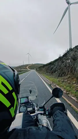 serra do açor #motorcycle #mototrip#serraacor #estradasportuguesas #roadtripportugal #viagensdomota #viajandodemoto #Motorsport #motoviagem #traveller #traveltiktok #mototravel 