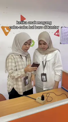 anak magang dan keingintahuannya yang besar😅 #KompasGramedia #KGMedia #Kompascom #fyp #xyz #worklife #intern #kgic #magang #corporatelife #justforfun 