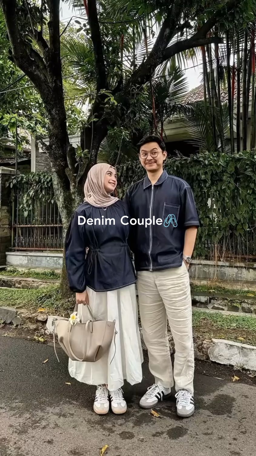 tag doi kalian ajak couplean ini terlalu lucu🤏🏻#couplegoals #bajucouple #outfitideas #outfitinspo 