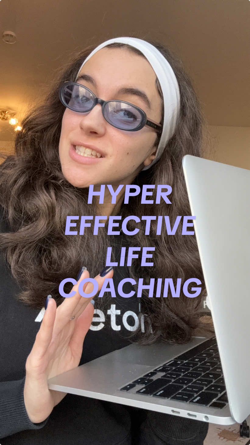please try it and let me know what prompts are your favourite 👾  . . . . #lifecoaching #selfimprovement #freelifecoach #creativitycoaching #journalling #levelup #manifestation #productivity #businesscoaching #LifeHack 