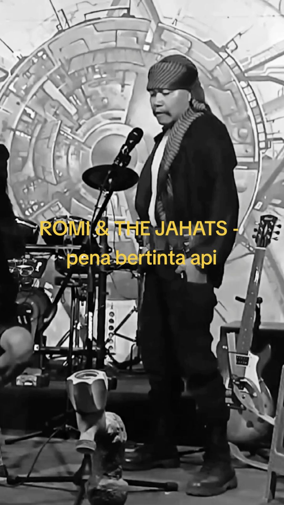 ROMI & THE JAHATS - pena bertinta api #romiandthejahats #penabertintaapi #liriklagu #music 