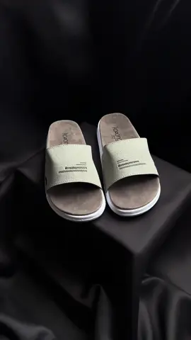 ease white grey#jelajahliburan #paydaysale #wibgajian #createyourown #bergayaditiktok #sepatu #masukberanda #kosongltd #outfitideas #sandalwanita 